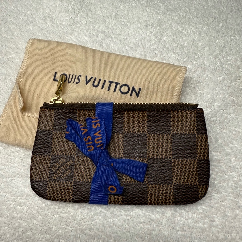 Key Pouch Damier Ebene LV